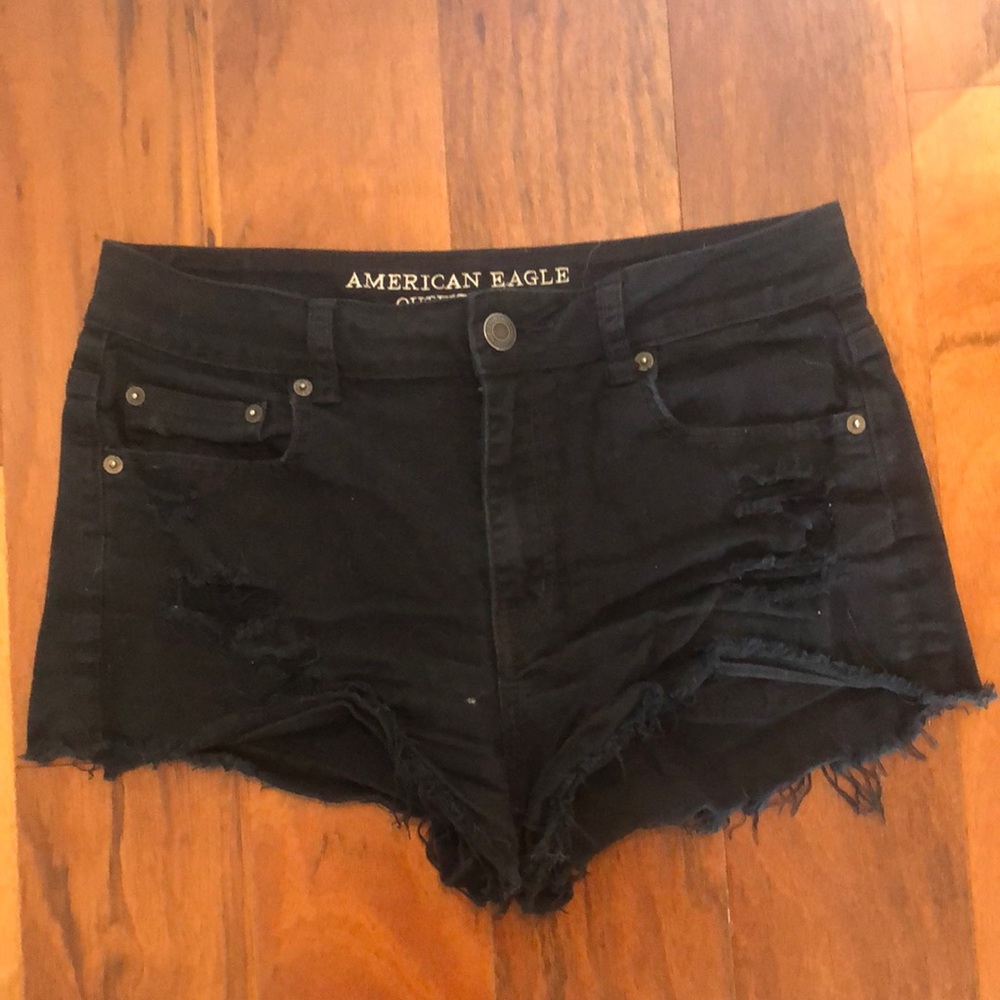 American Eagle. Shorts black. Size 10